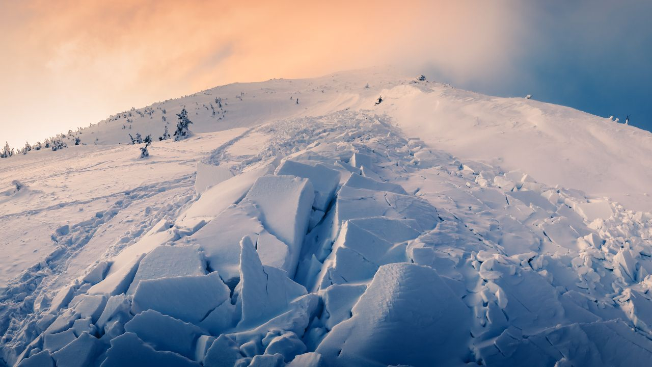 Lawinen - Gefährliche Schneemassen